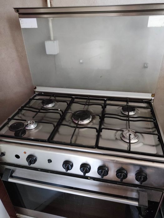 Fogão e forno a gás, Meireles