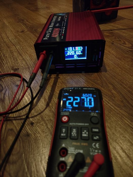 Інвертор 1600W (4000W пікова) 12V-220V Чиста Синусоїда 60 Гц