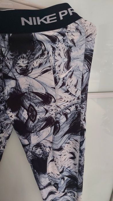 Leginsy NIKE, rozm XL