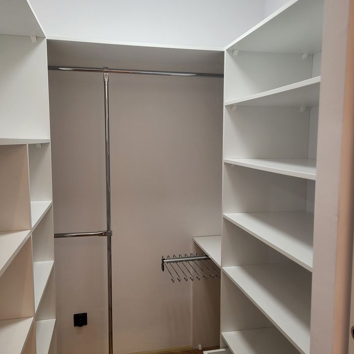 Meble Na Wymiar, Kuchnie, Szafy, Garderoby, meble pokojowe i biurowe