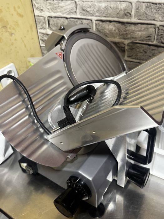 Продам тістоміс