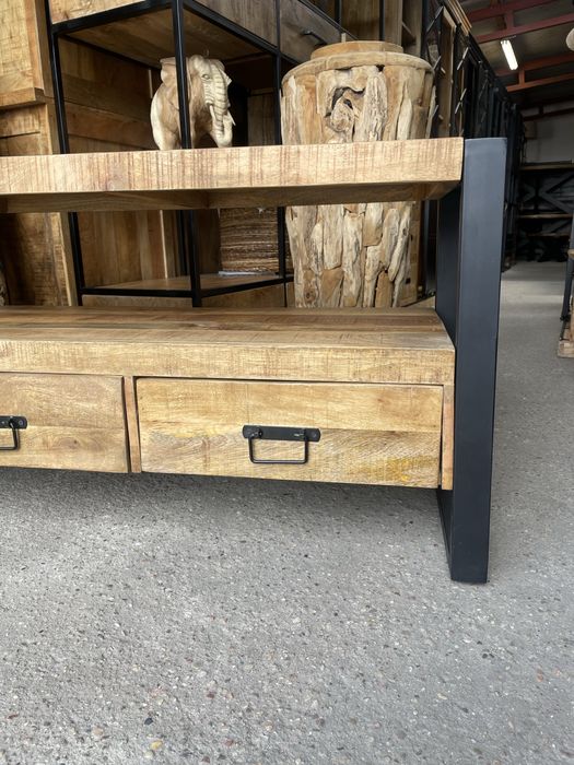 Szafka rtv/styl industrialny/drewno egzotyczne/ metal