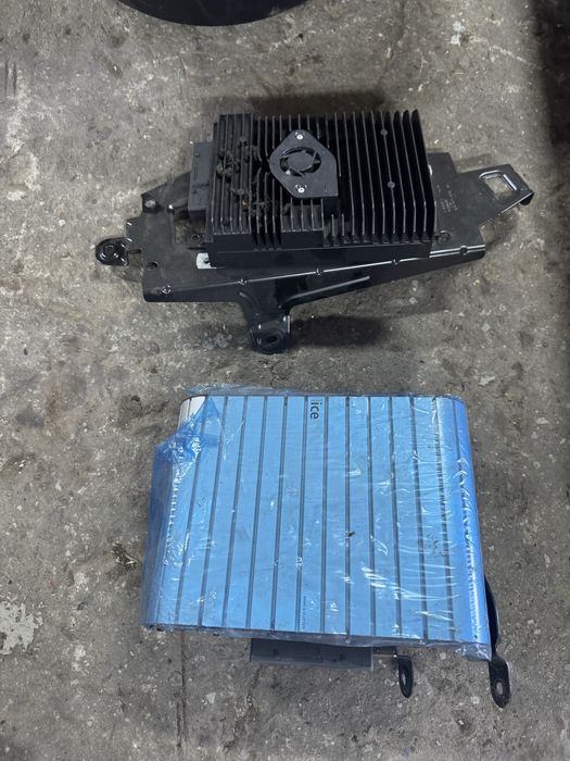 Динаміки  , сабвуфер , підсилбвач bang&olufsen Audi q7 4L
