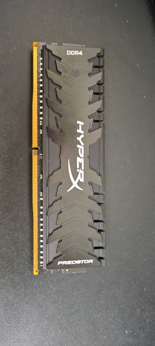 Memória HyperX Predator HX426C13P83/16  DDR4 – 16 GB – DIMM 288-PIN