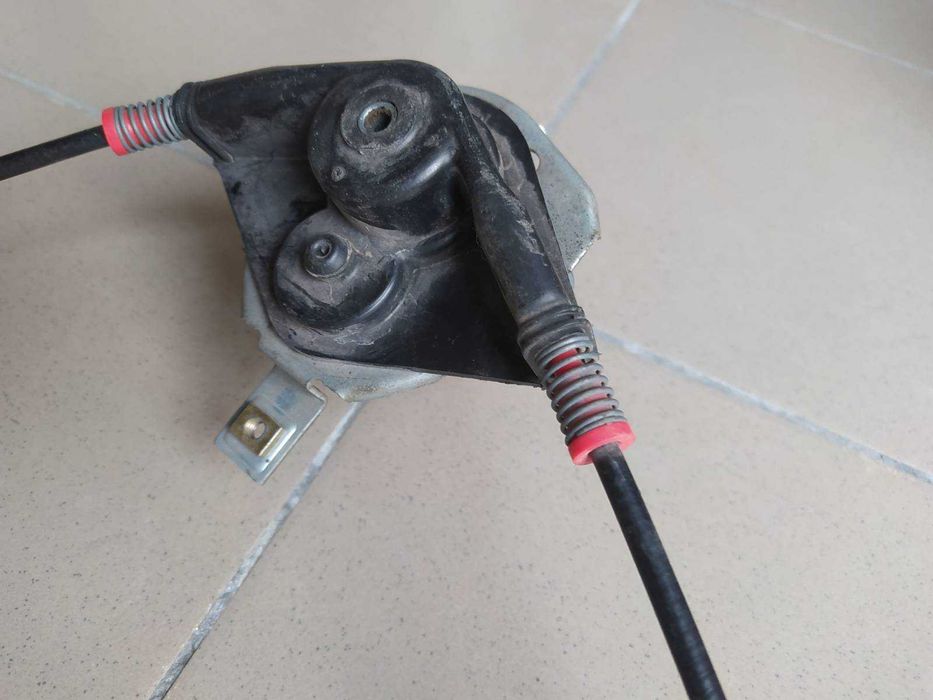 Склопідіймач механічний правий (R) Volkswagen Т-4