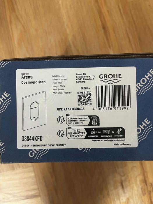 Przyciski spłukujący Grohe Arena Cosmopolitan czarny mat 38844KF0 - Nowy