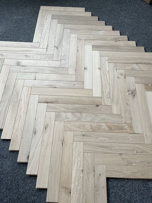 Podłoga Drewniana Jodełka Dąb Rustic,11x70x490mm, SUROWA od ręki