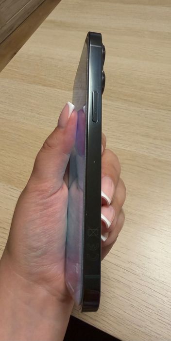 iPhone 13 Pro w idealnym stanie