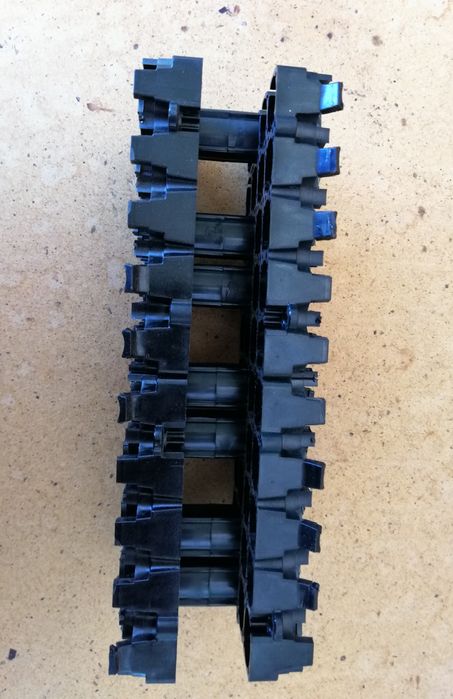 Холдери для акумуляторів 18650