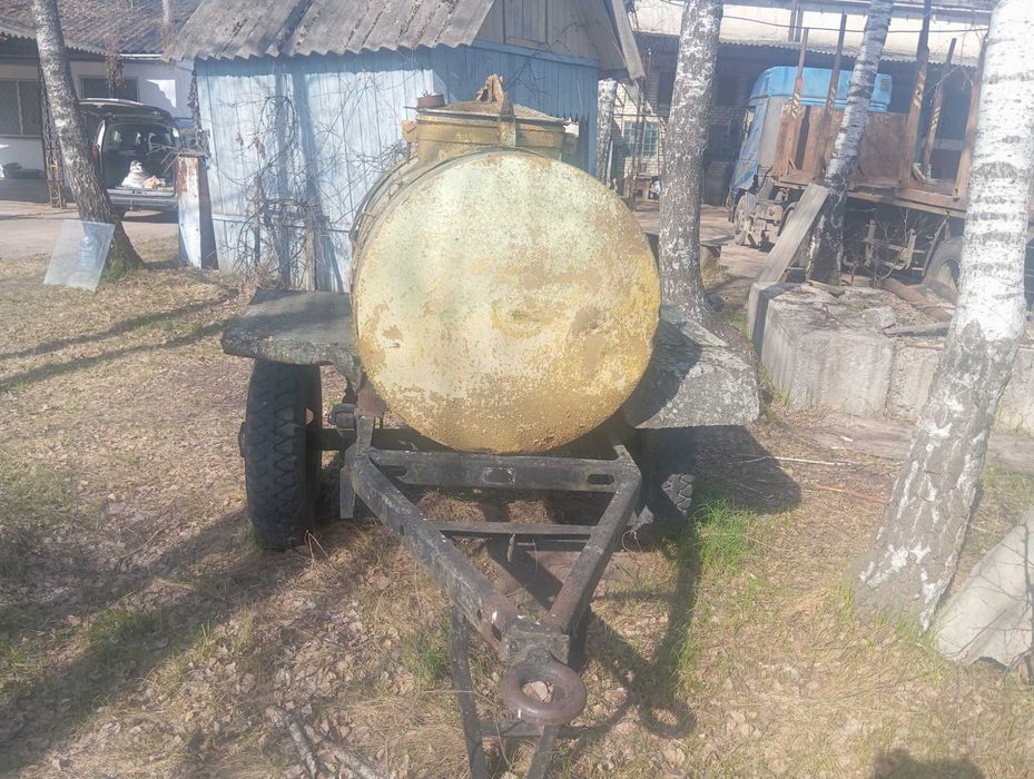 Прицеп бочка на колёсах