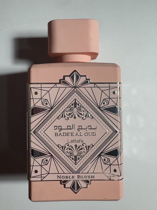 Lattafa Bad'ee Al Oud Noble Blush EDP 100 ml - flakon ciut ubytkowy