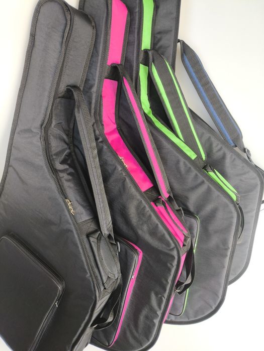 М'який, утеплений чохол для бандури. Пошито в Чернігові.