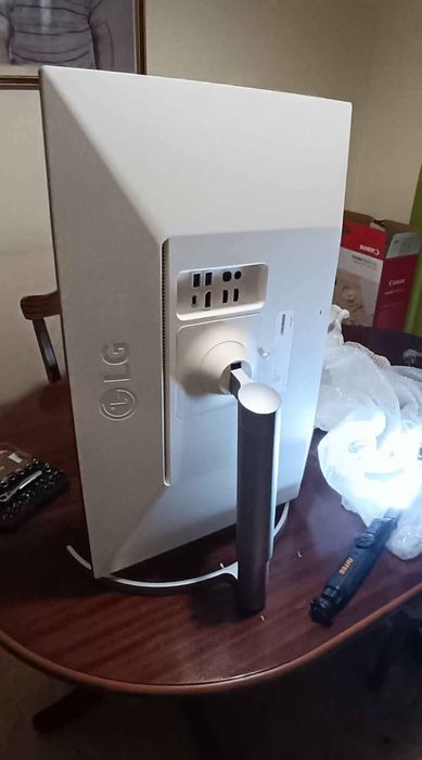 Monitor LG 27UK850 W