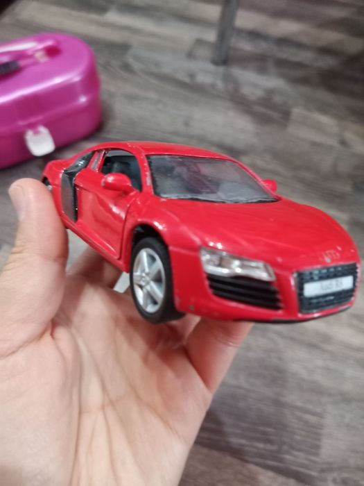 Продам машинки ( в коллекцию)