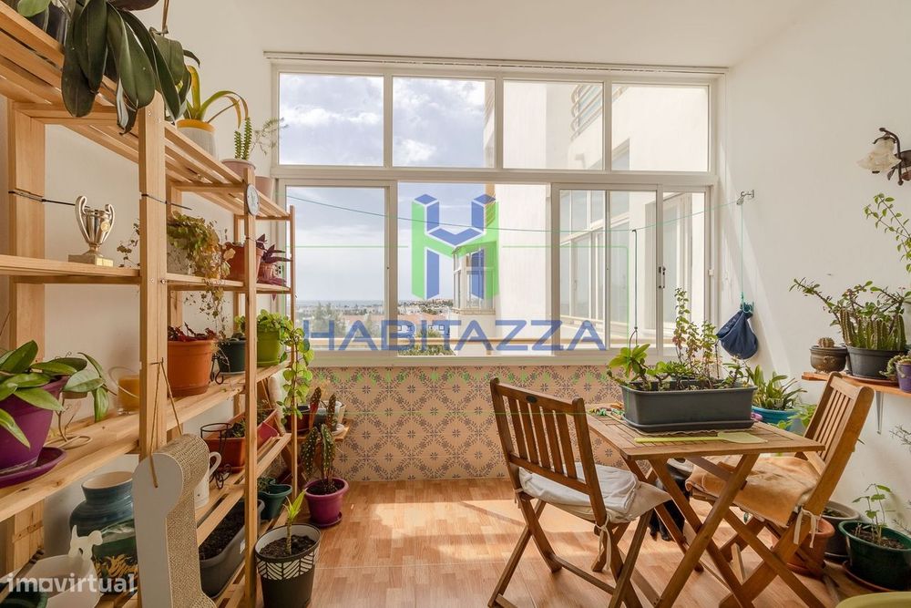 Apartamento T2 com vistas desafogadas em Lagos