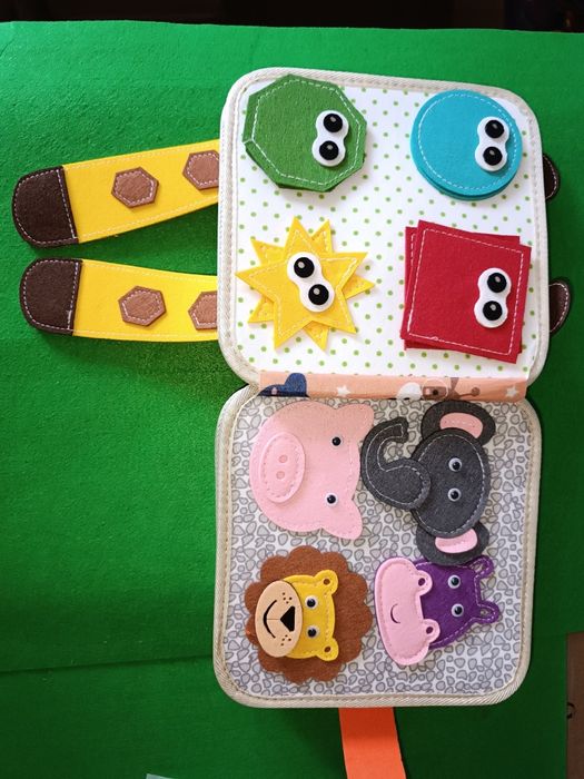 Розвиваюча книга з фетру з липучками бізібук бізіборд моя перша книжка