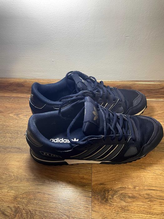 Adidas Original кроссовки 44 размер