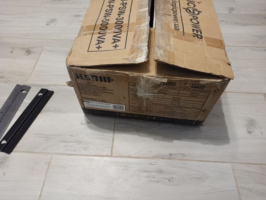 ДБЖ LogicPower LPY-W-PSW-3000VA+ Потужність: 2100W 48В