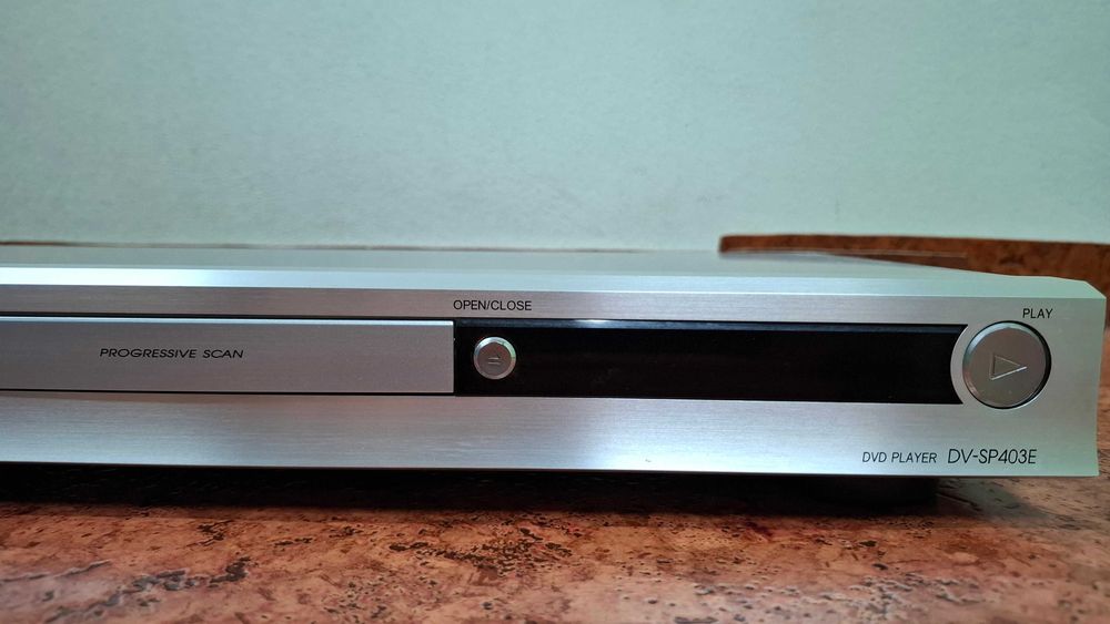 Odtwarzacz DVD ONKYO model DV-SP403E