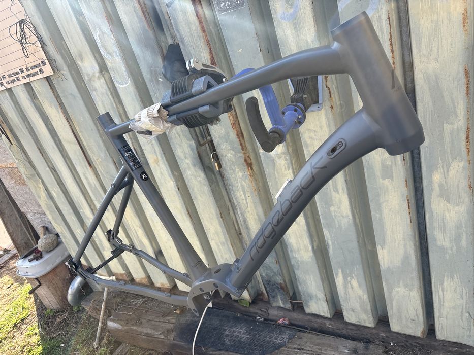 Rama Ridgeback shimano steps  XL