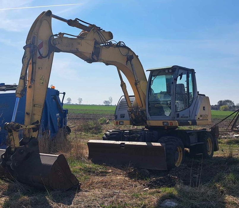 Koparka kołowa new holland MH City
