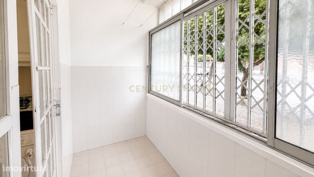 T1+1 com 86,98 m² a 220 m do Metro do Lumiar