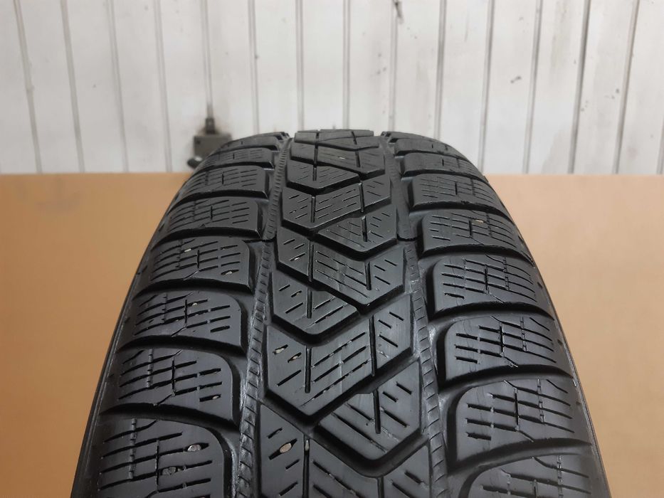 Opony PIRELLI SCORPION WINTER 215/65R17 99H 2 szt.