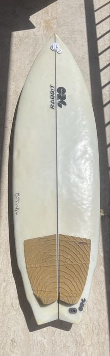 Prancha de surf 5’8” 30.3L