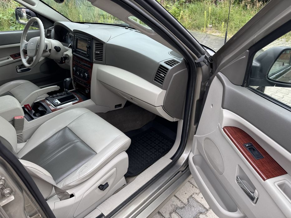 Jeep grand cherokee 5.7 benzyna+ gaz, hak