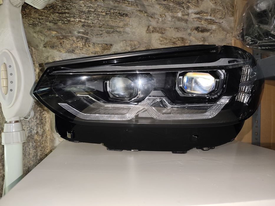 Farol BMW X3 G01 X4 g02 ótica led original usado