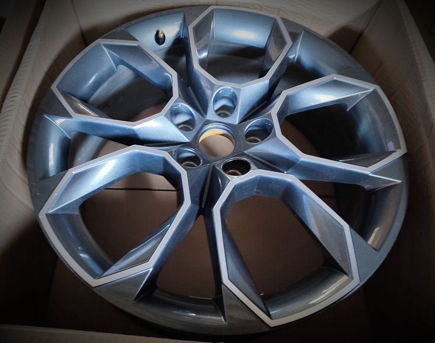 Jantes 5x112 R19 Xtreme - Skoda Octavia RS - NOVAS - Original