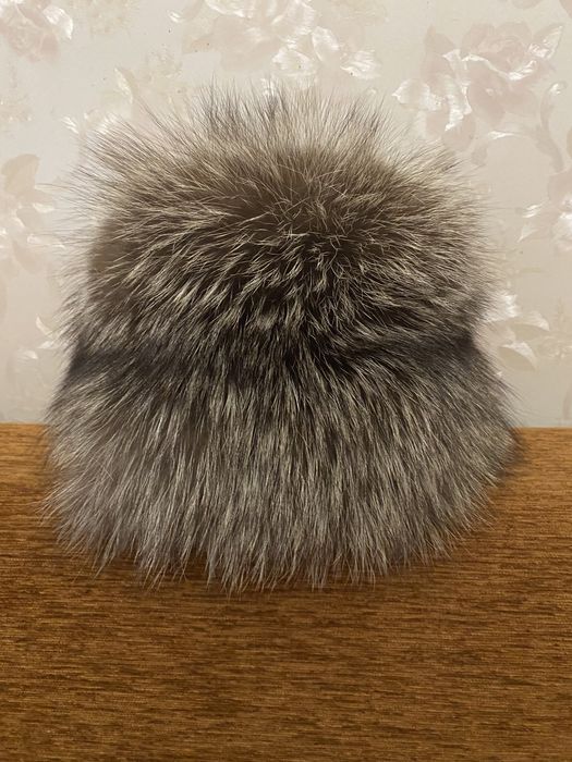 Шапка из меха чернобурки 58 размер