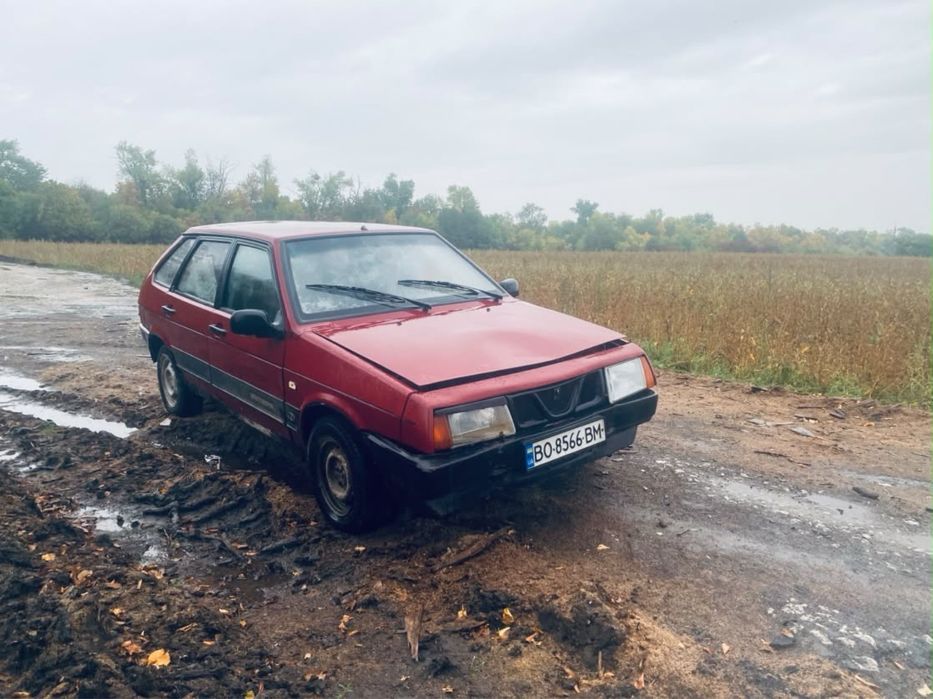 Продам ваз 2109.