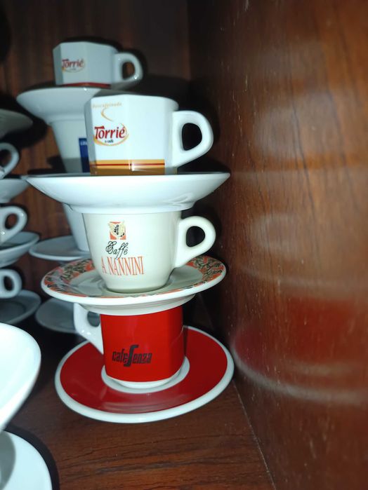 Chávenas de café de coleção
