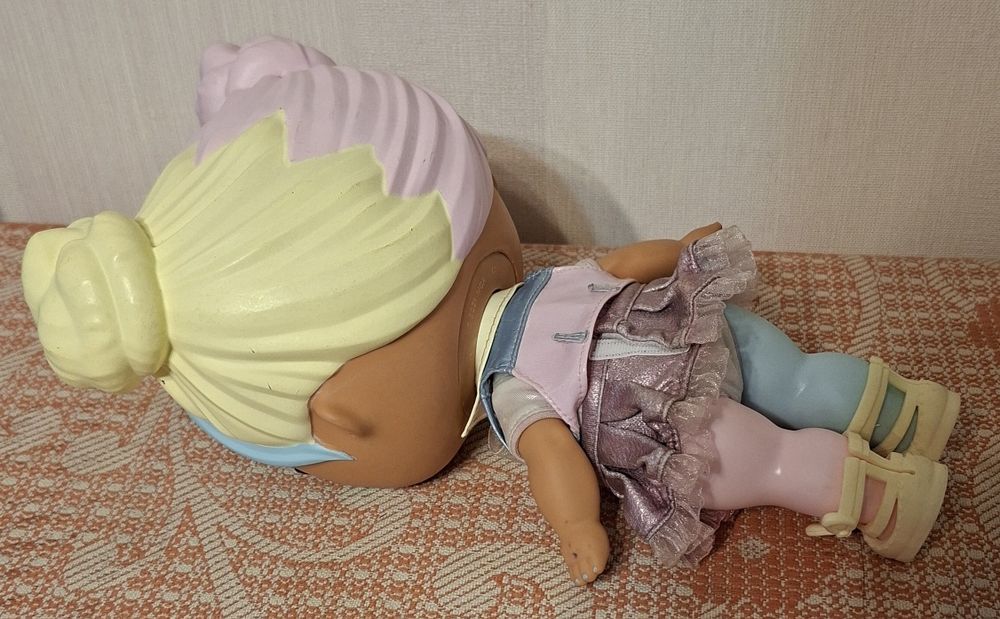 Велика лялька Лол LOL