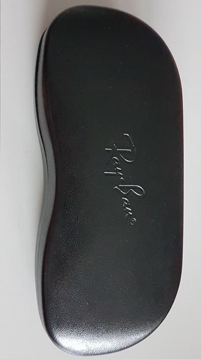 Etui na okulary Ray Ban czarne sztywne