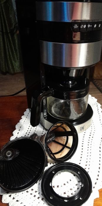 Капельная кофеварка с встроеной кофемолкой  KALORIK Германия