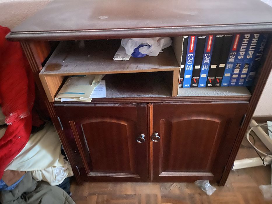 Movel com rodas de quarto de base para sua tv