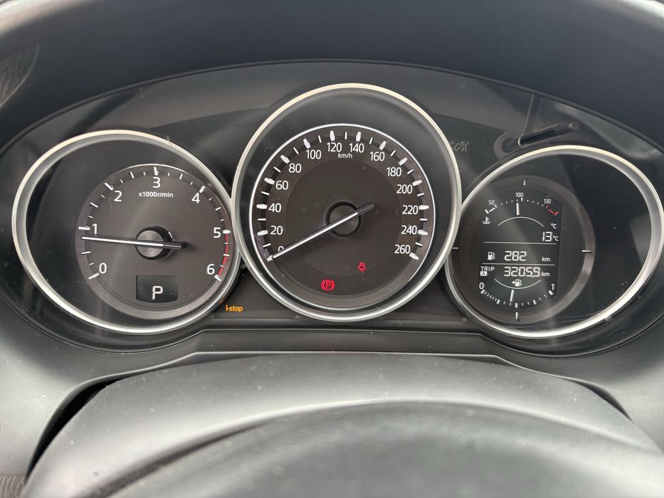 Автомобіль Mazda 6