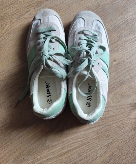 Nowe szaro-miętowe sneakersy w sportowym stylu retro Seastar Blue 38