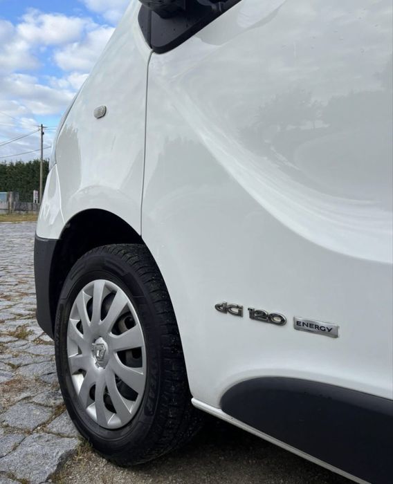 Renault Trafic 1.6 DCi 2016 com 101 Mil Kms