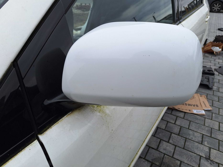 Lexus RX 400h lampa lewa tylna tył RX400h 2007r. 174 tys. km na części