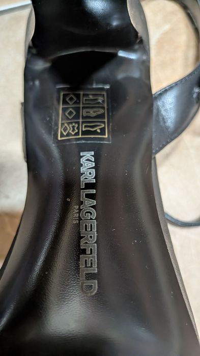 Жіночі босоніжки.  41/8.5/25см