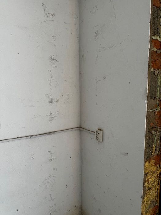 Гараж в Коломиї. Два поверхи.