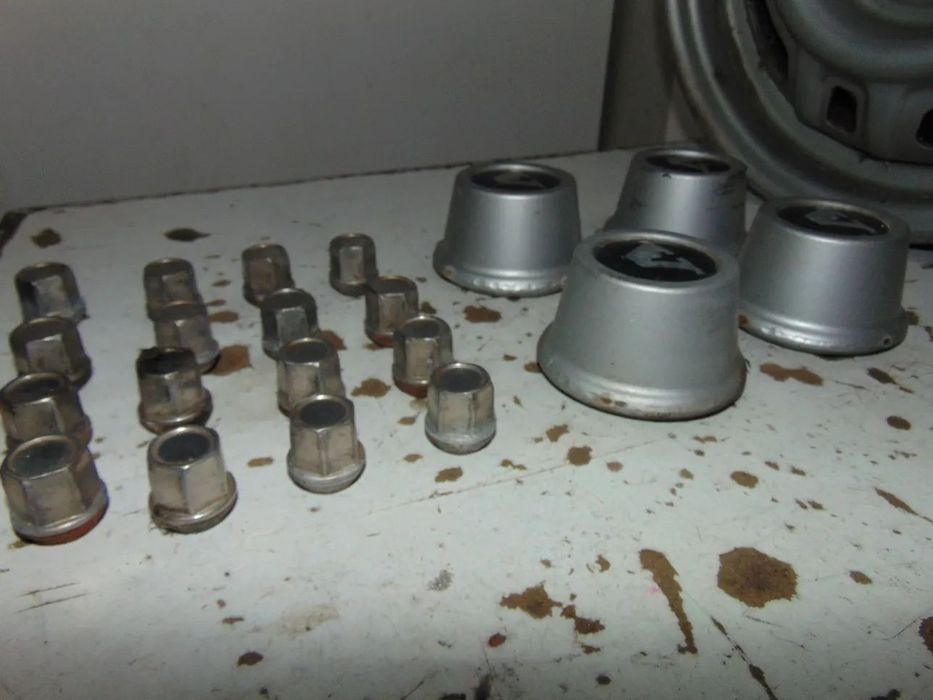 Volvo 340 jantes " nova de stock antigo