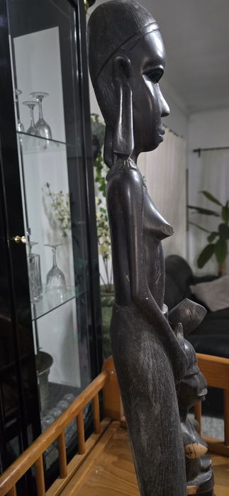 Boneca africana pedra