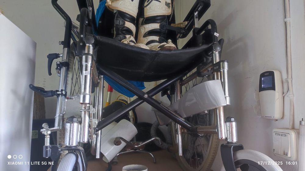 Cadeira de rodas em estado novo 80eur.