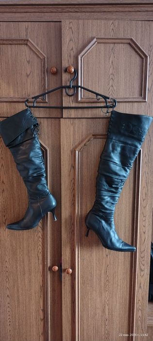 Продам шкіряні чоботи