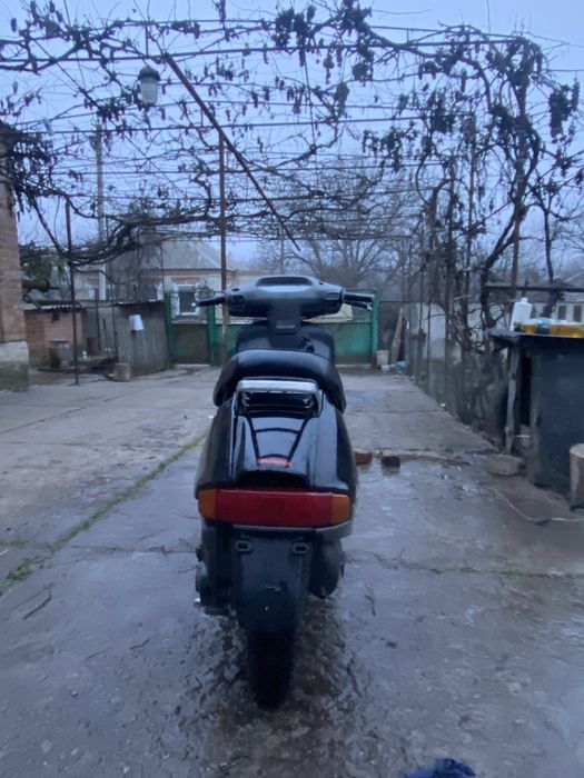 ПРОДАМ Хонда леад аф 20