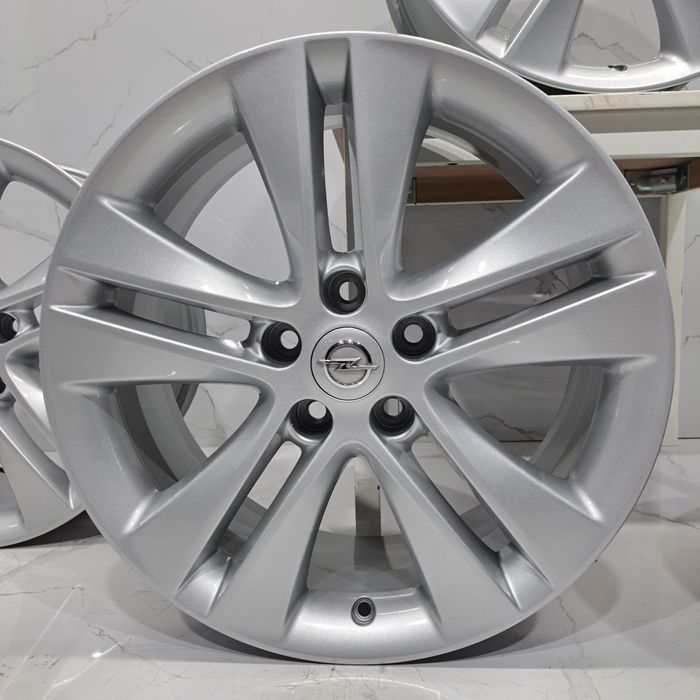 Jantes 18" originais Opel Astra J Zafira C 5x115